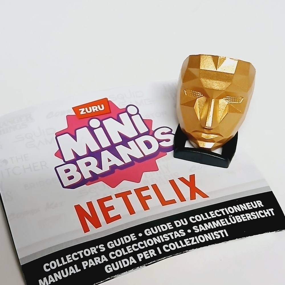 Zuru Mini Brands Netflix Squid Game Iconic Gold Mask